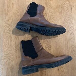 Madewell Leather Brown and Black Chelsea Boots